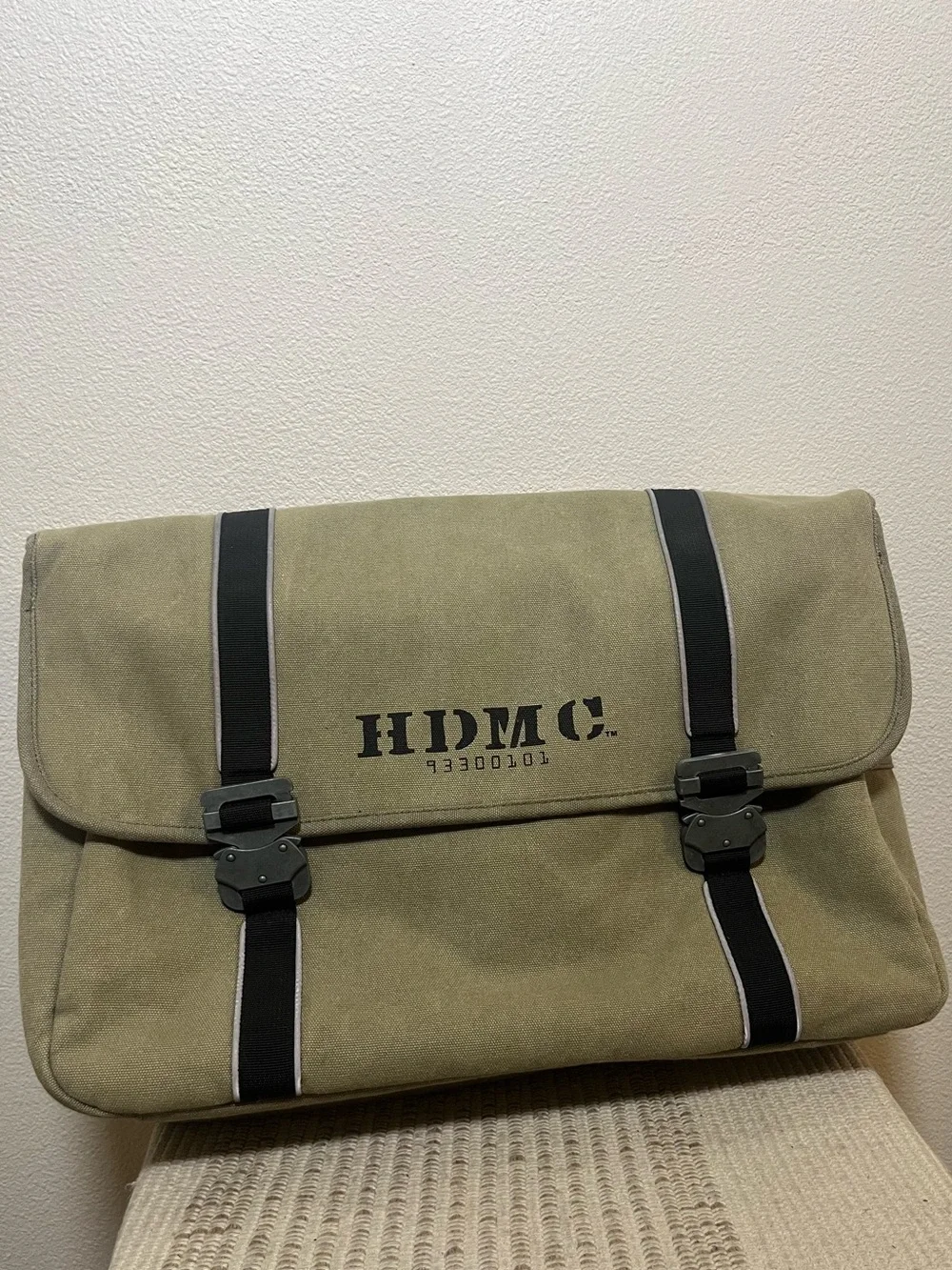 Harley-Davidson Olive Canvas Messenger Bag with Black Straps